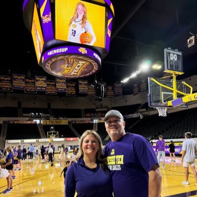 WVU alum -Living the sports mom dream x 3 in East TN. TTU WBB, Sevier Co 🏈 🏆2024 & SCHS 🏀