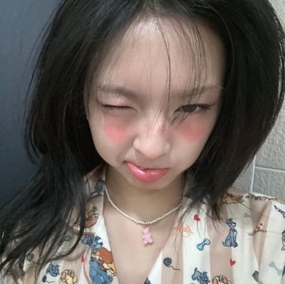 wxrillm_ii's profile picture. ᘎ chiquita / asa  ⊹
 ᰋ.    16     :    pr𝔦nc͟e͟s͟s͟    ᰍ