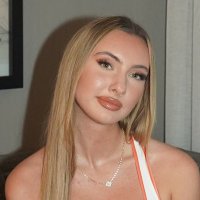 Valentina (@sweetvaleread) 's Twitter Profile Photo Valentina (@sweetvaleread) 's Twitter Profile Photo