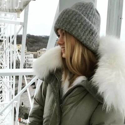 simple girl ❤️🩹loves to hangout with friends 🥰 and family for fun's 😊🫶🍆❤️🍑🍆🍑