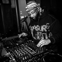 2Clutch (@callme2clutch) 's Twitter Profile Photo