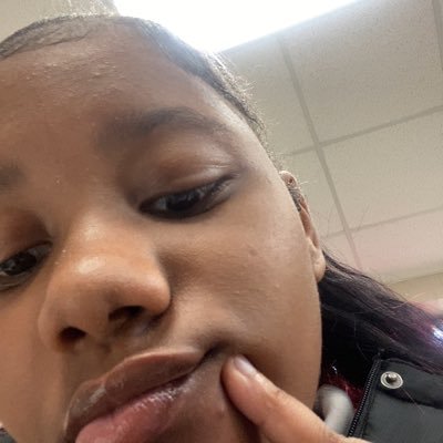 QieYolol's profile picture. 