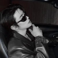 Rey (@emwosii) 's Twitter Profile