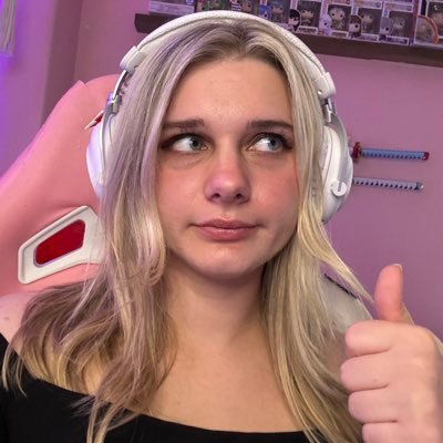 kylaade_'s profile picture. Chronic valorant player who only peaks asc 3