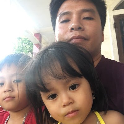 LinhconV84109's profile picture. linh con