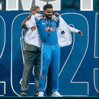Kohlimanic🇮🇳 (@emperorkohli_18) Twitter profile photo
