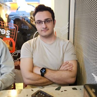 Ker1m_mertt's profile picture. Mühendisten şair mi olur?