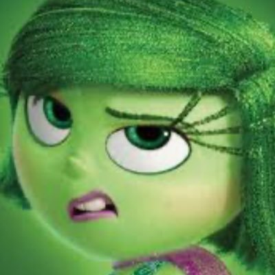 JennLak's profile picture. 