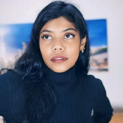 Pallavi Chanda ✨ | Fashion Model 👗 | Hospitality Professional 🏨 | BSc in Hotel Administration, University of West London 🎓 | Multilingual 🌍 | Based in Barce