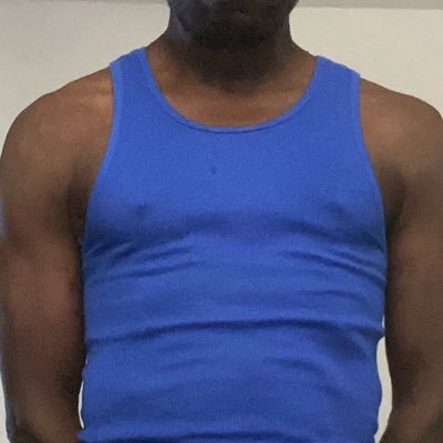 Hung black sub bottom looking for white cocks.