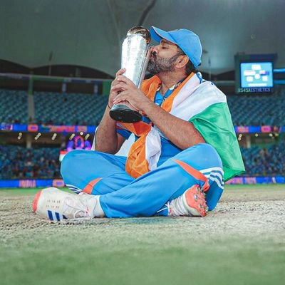 Die hard fan of @ImRo45💙
Introvert 😊
Jai Shree Ram 🙏🚩