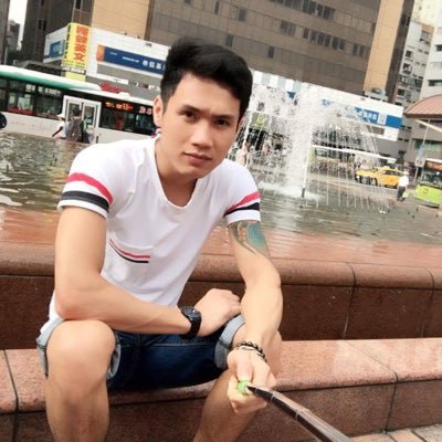 chinhdozi's profile picture. 