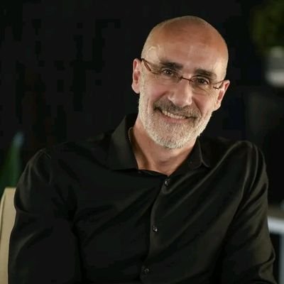 Building a Happier World | #1 NYT Best-
Selling Author | Professor Harvard Kennedy School / Harvard Business School | Columnist for The Atlanti