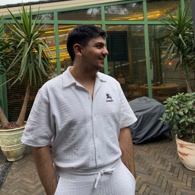 ilkerrtunc1's profile picture. deü