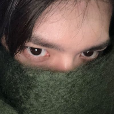 whusdere's profile picture. 