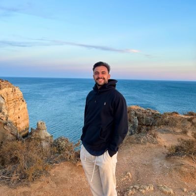 geniisps95's profile picture. 