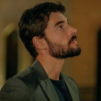 Akin_archive's profile picture. 