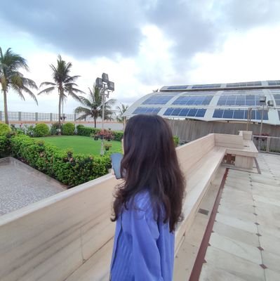 gunj_09's profile picture. DJSCE'26 | 1x Hackathon winner | Freelancer @Scale_AI - OutlierAI |
dreaming 🚀| 
what's up?