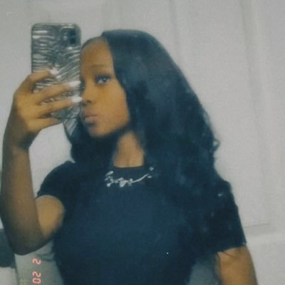 nkashhh__'s profile picture. 