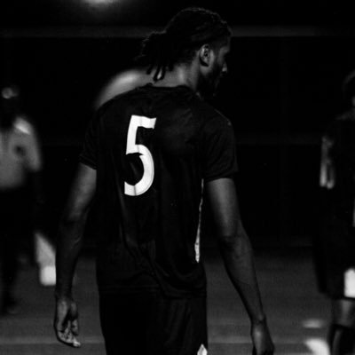 kobbiekut's profile picture. ⚽️🏀picks. Les feast!