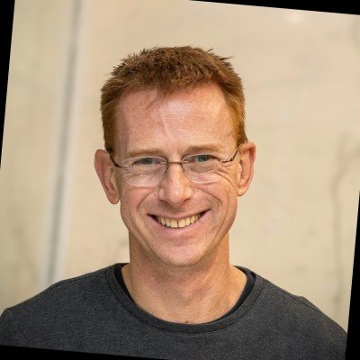CEO of Versatile, passionate about giving builders full control over construction processes.
Ex Google, LinkedIn, Netflix; Founded two Startups