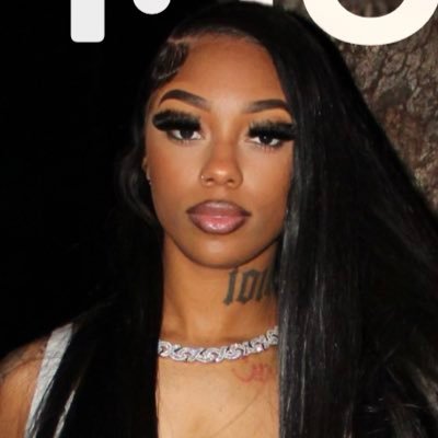 NinaaRvss's profile picture. UNFUCKWITABLE.