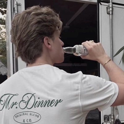 PabloDrugLord_'s profile picture. Playin’ the odds