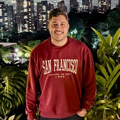 Todo lo tuiteado aquí es presuntamente cierto. Opiniones personales.