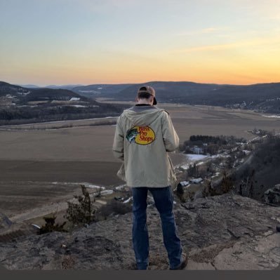 sam_spraker's profile picture. 