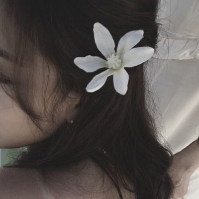 Lalasephie's profile picture. Im done 🐝