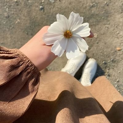 وبكل غرور مهذب،لا احد مثلي بطريقةأو باخرى دائمأ ..اختلف🧡