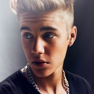 LindaAva384872's profile picture. 