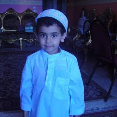 vGHOSTv1's profile picture. Languages fanatic.