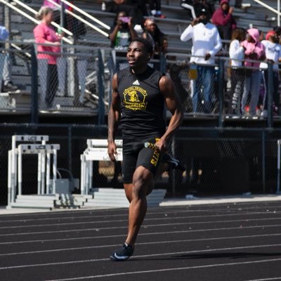 Phillip Howard 25 | PG | Sprinter | 5’8 165lbs | 2.9 GPA | howardphillip121@gmail.com uncommitted