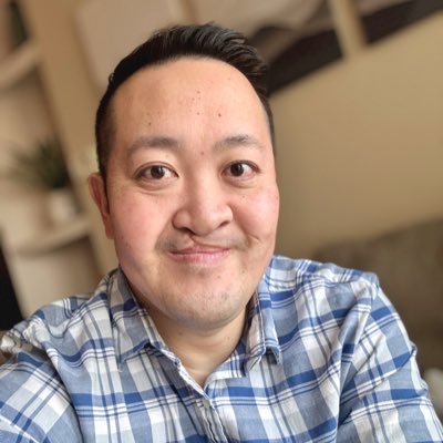 Internal communications professional | former journalist | co-host on @MarkOrderPod 🎙️ |sneakerhead 👟| cereal reviewer 🥣 | tall Asian