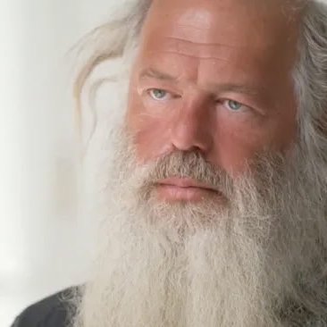 Lowkeyn1nja's profile picture. Learn the game then execute it.

@base @clankeronbase bull posting