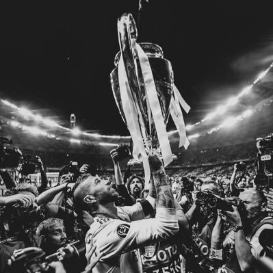 Kozoro7's profile picture. @Standard_RSCL x @realmadrid #ANTIFA