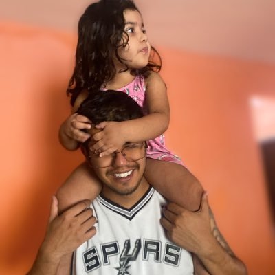 nobruhans's profile picture. Dev 💻| Vascaíno na economia, sambista nos costumes | Pai da Catarina
