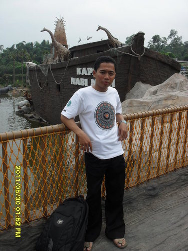 alirohmad's profile picture. dilahirkan dimojokerto 25 oktober 1986 yang kini aktif mengajar di beberapa lembaga pendidikan dimojokerto