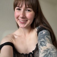 Annika (@annikashae) 's Twitter Profile