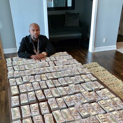 YamalWaves's profile picture. #LamineYamal • #WolvesBack