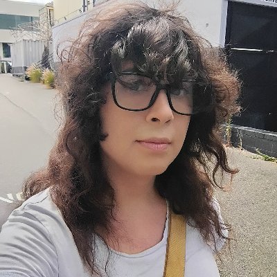 Allison | Official 32 year old | she/her | kerosene lesbian | Заслуженный Изобретатель СССР | more than three disorders