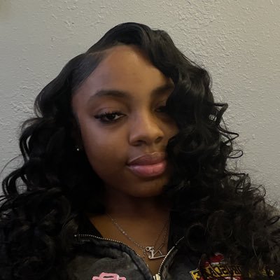 theOnlyMB's profile picture. 