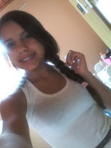 Ivoonete Cristinaa ,14 anos , ciumenta , chata, familia , amigos, deeus,  orgulhosa, persistente, amorosa, carinhosa  , ATLÉTICO PR ♥