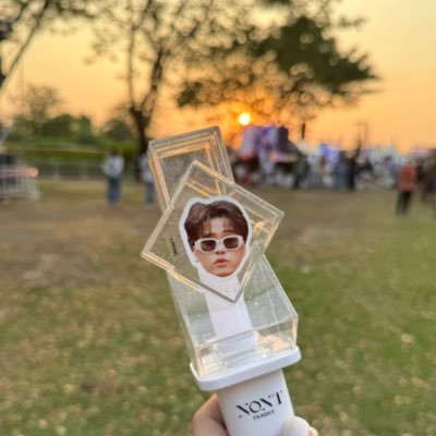 แอคหลุม ขยันปั่นเทรนด์ให้นนท์ธนนท์คนเดียว🤍 รีอย่างเดียว main acc👉🏼 @mayniechoi