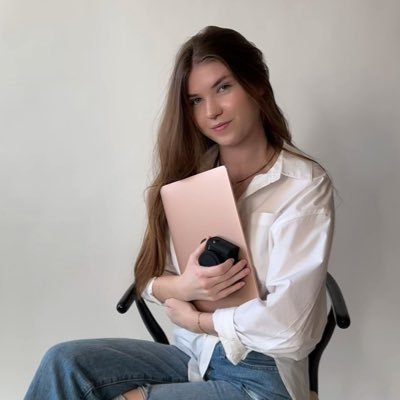 Professional Model 📸 & UGC creator 📱Creating engaging, authentic and valuable content! 💌 Partnerships@socialswithtaylor.com