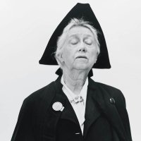Marianne Moore’s Vibrator (@ermineharp) 's Twitter Profile
