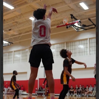 C/o 2028 | 5’9 155| Marist High School | 708-270-4800 | CB WR S | Palacz.tyler@gmail.com