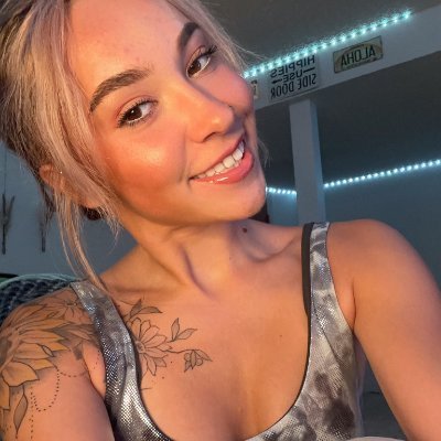 GMoneyGraciexs's profile picture. just being a silly girl
♡.° Miami °.♡