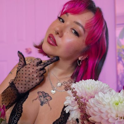 ⬪ mistress, goddess, mommy
⬪ divine financial predator
⬪ misandrous manipulator
⬪ fetish clip artist; new Arelia Propaganda tu/th/fri/sat